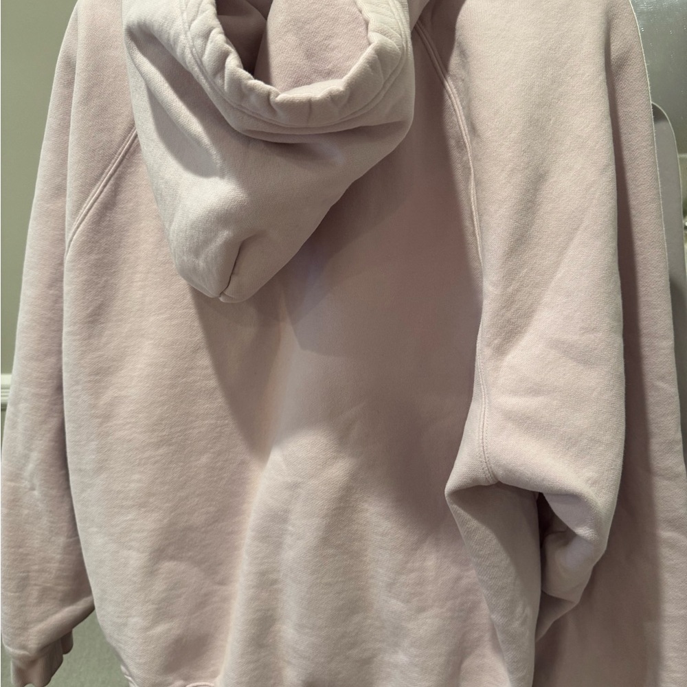 Aritzia Soft Blush Sweatshirt - Picture 4 of 5
